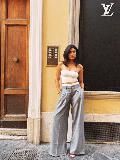 The Statement Pants in Grey