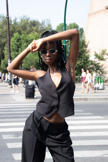 The sassy vest in Black