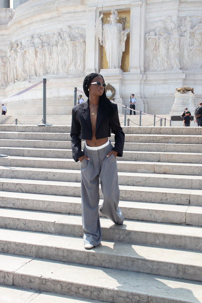 The Statement Pants in Grey